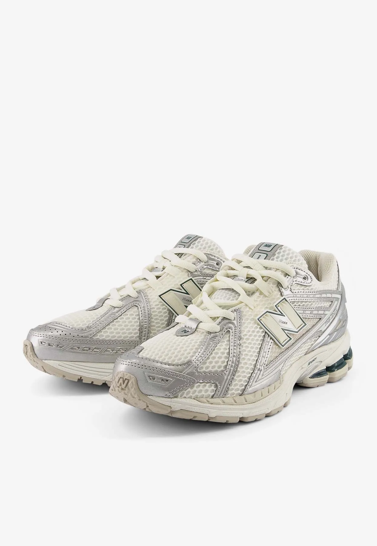 1906R Low-Top Sneakers in Silver Metallic/Sea Salt