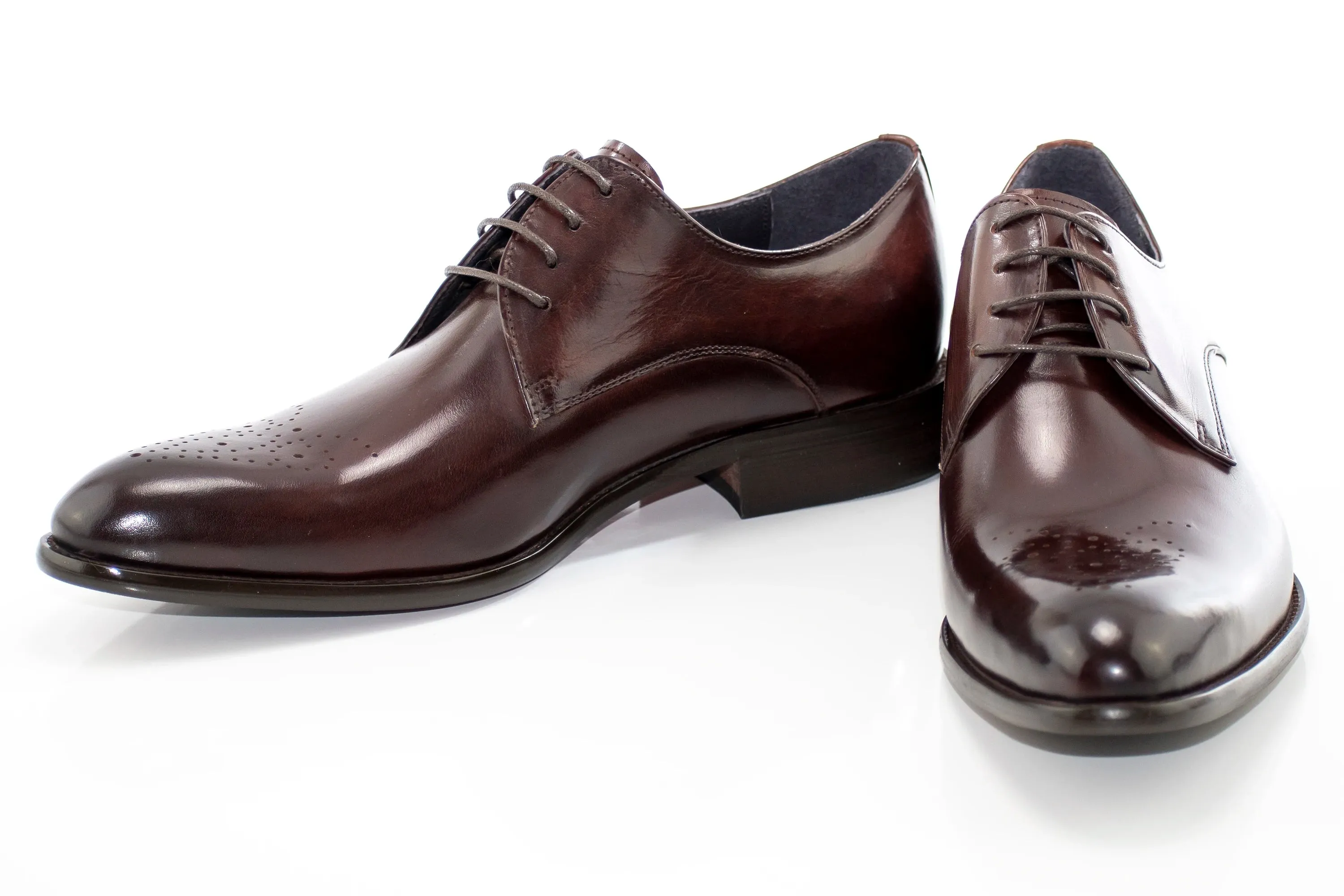 Chestnut Medallion-Toe Derby Dress Shoe
