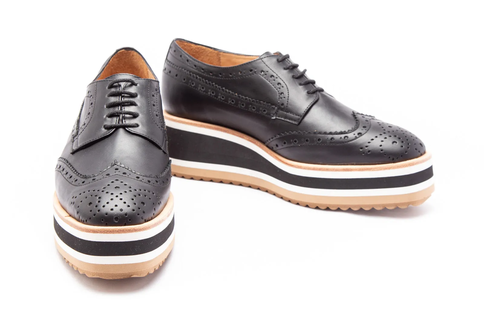 Lace-Up Milan Black