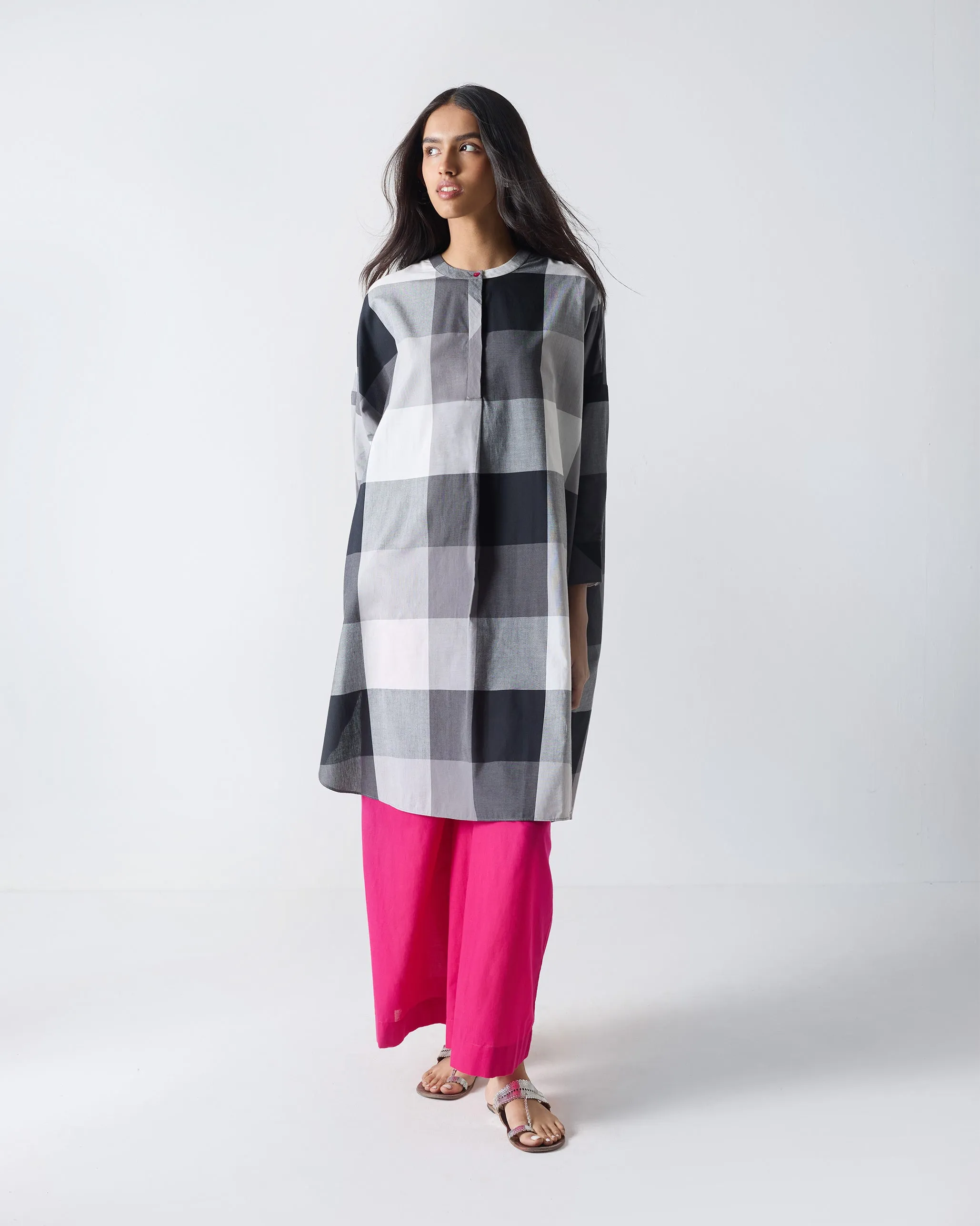 Lazy Sunday Tunic - Black & White Checks