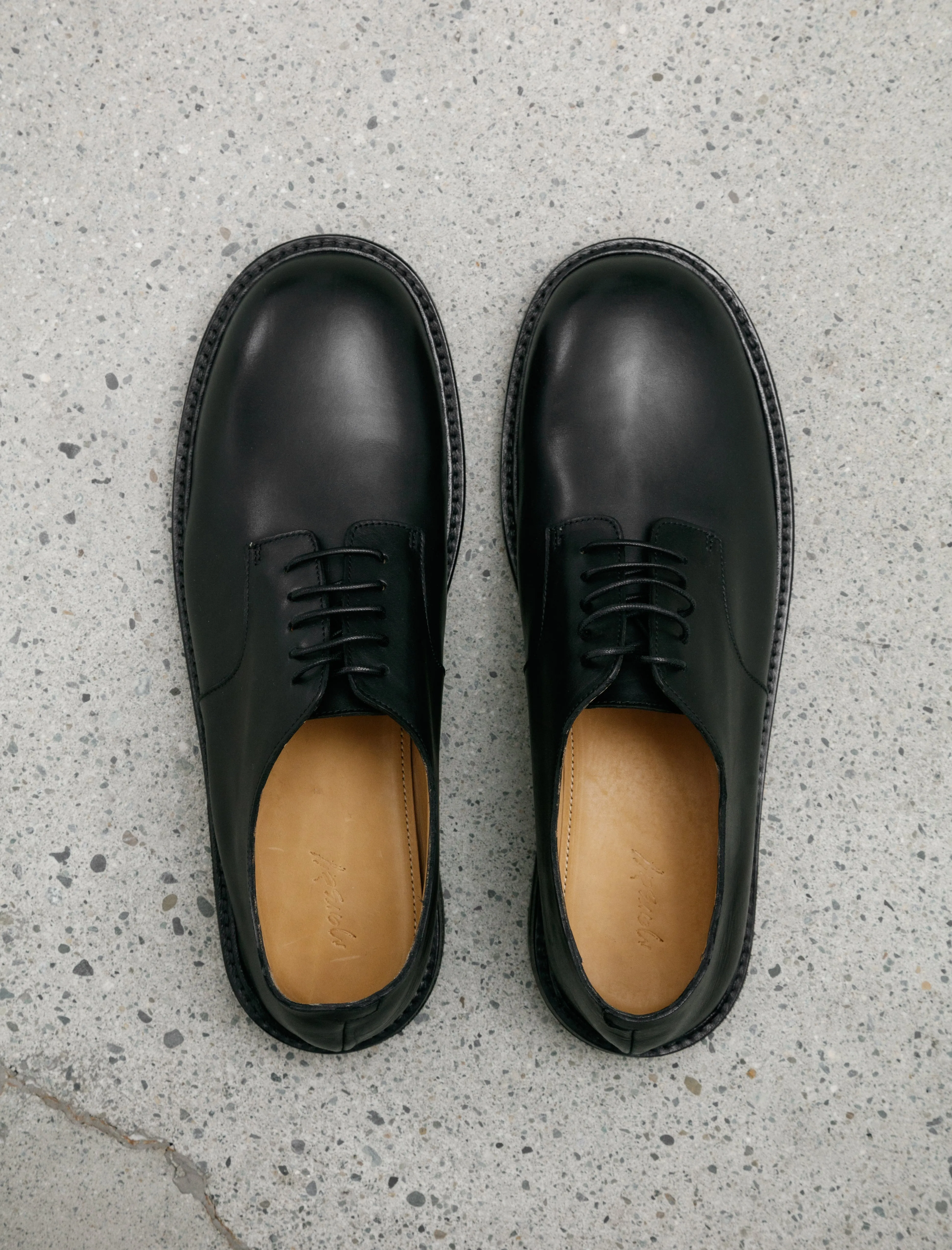 Nasello Derby Nero