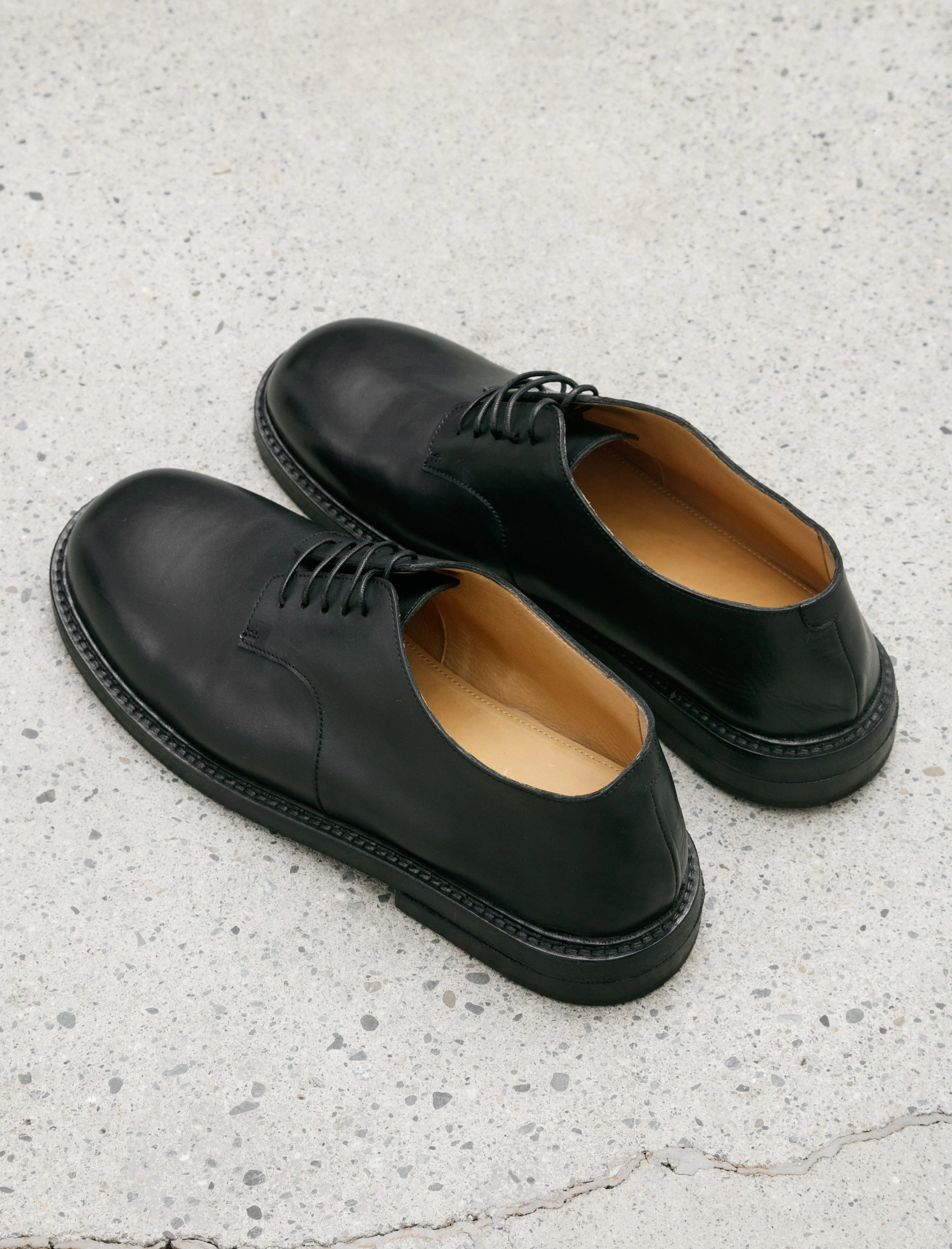 Nasello Derby Nero