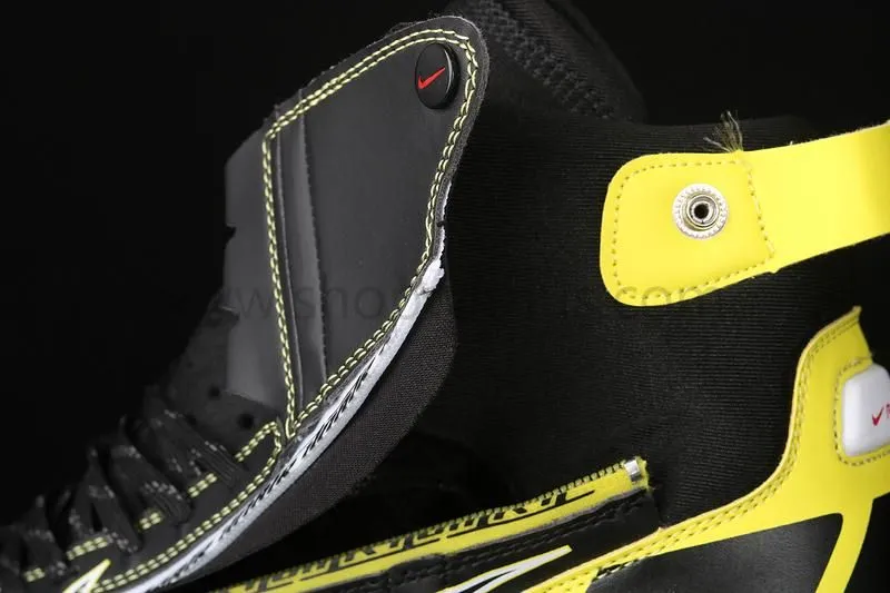 NikeMen's Air Max 720 Saturn - Black/Dynamic Yellow