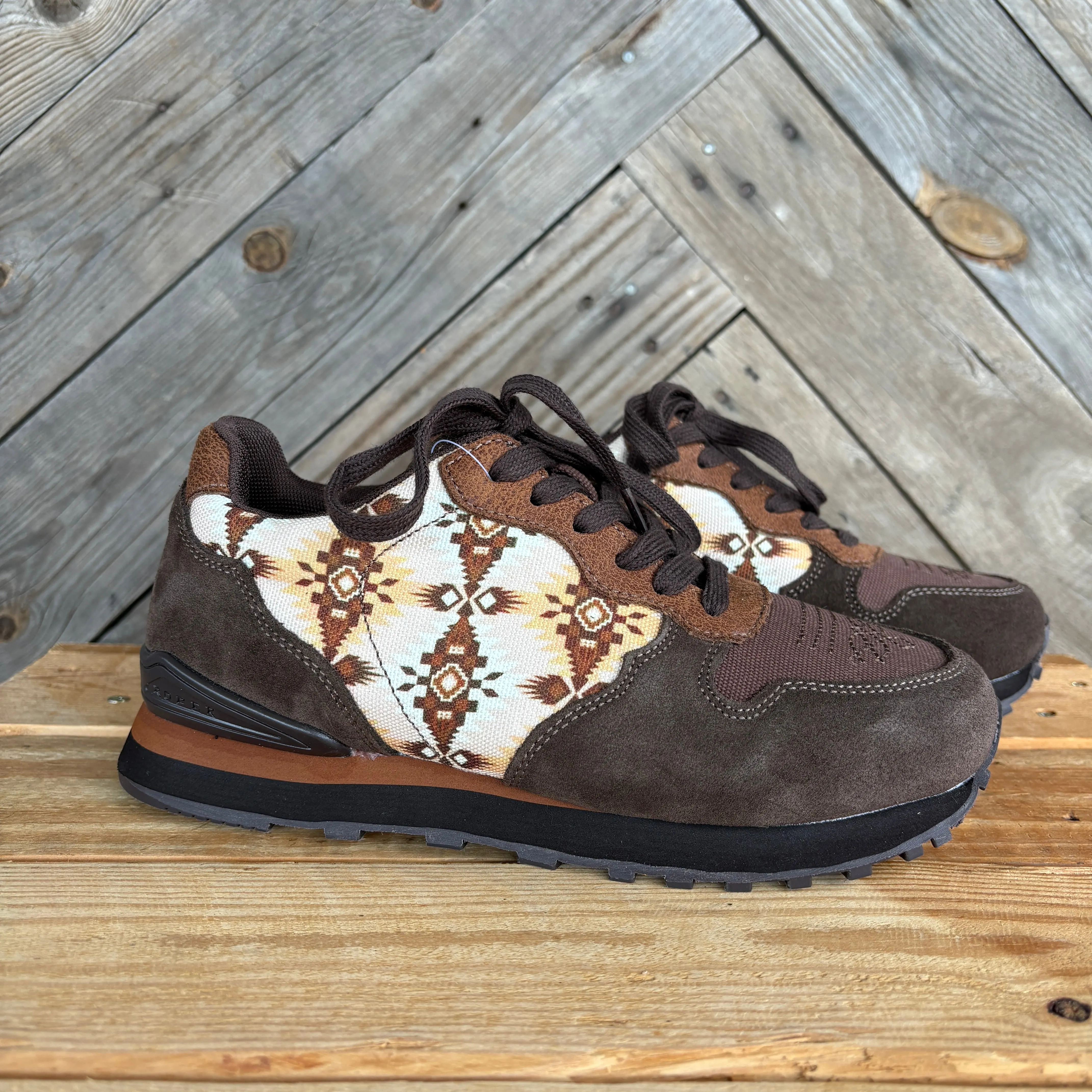 Roper Women's Giddyup Aztec Retro Lace Up Jogger in Brown