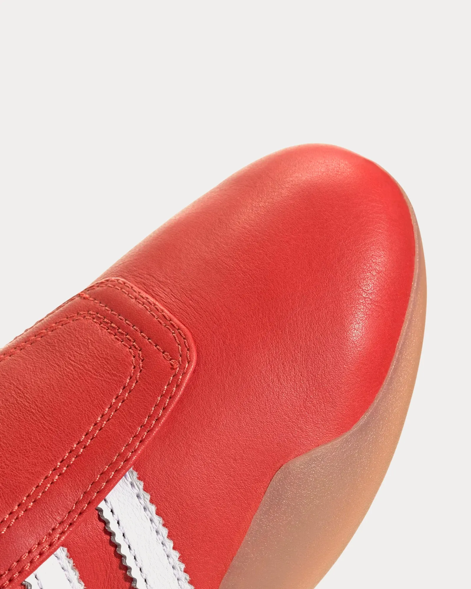 Taekwondo Mei Red / Cloud White / Gum Slip On Sneakers