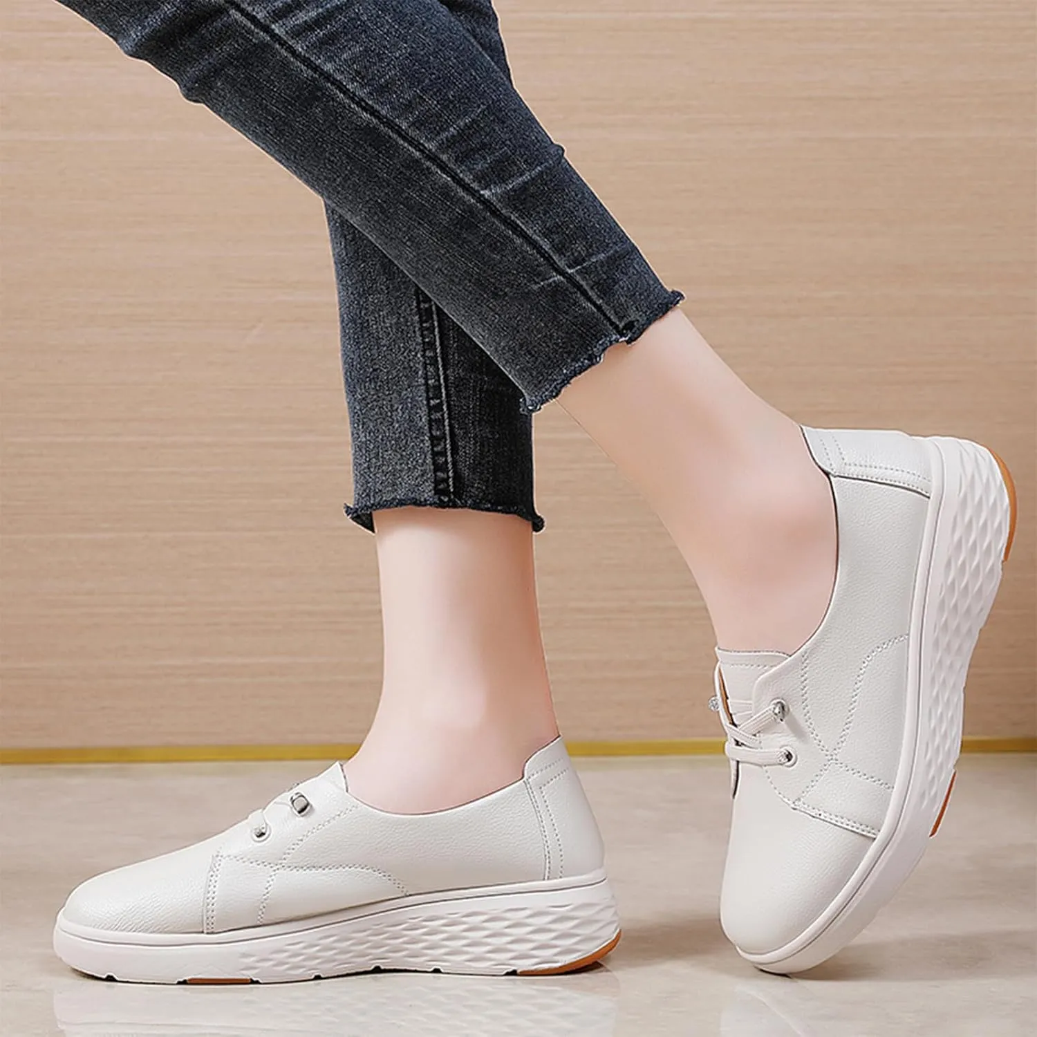 Women's Leather Platform Casual Walking Shoes Comfortable Round Toe Slip On Lightweight Non Slip Sneakers for Walking Workout Driving Loafers