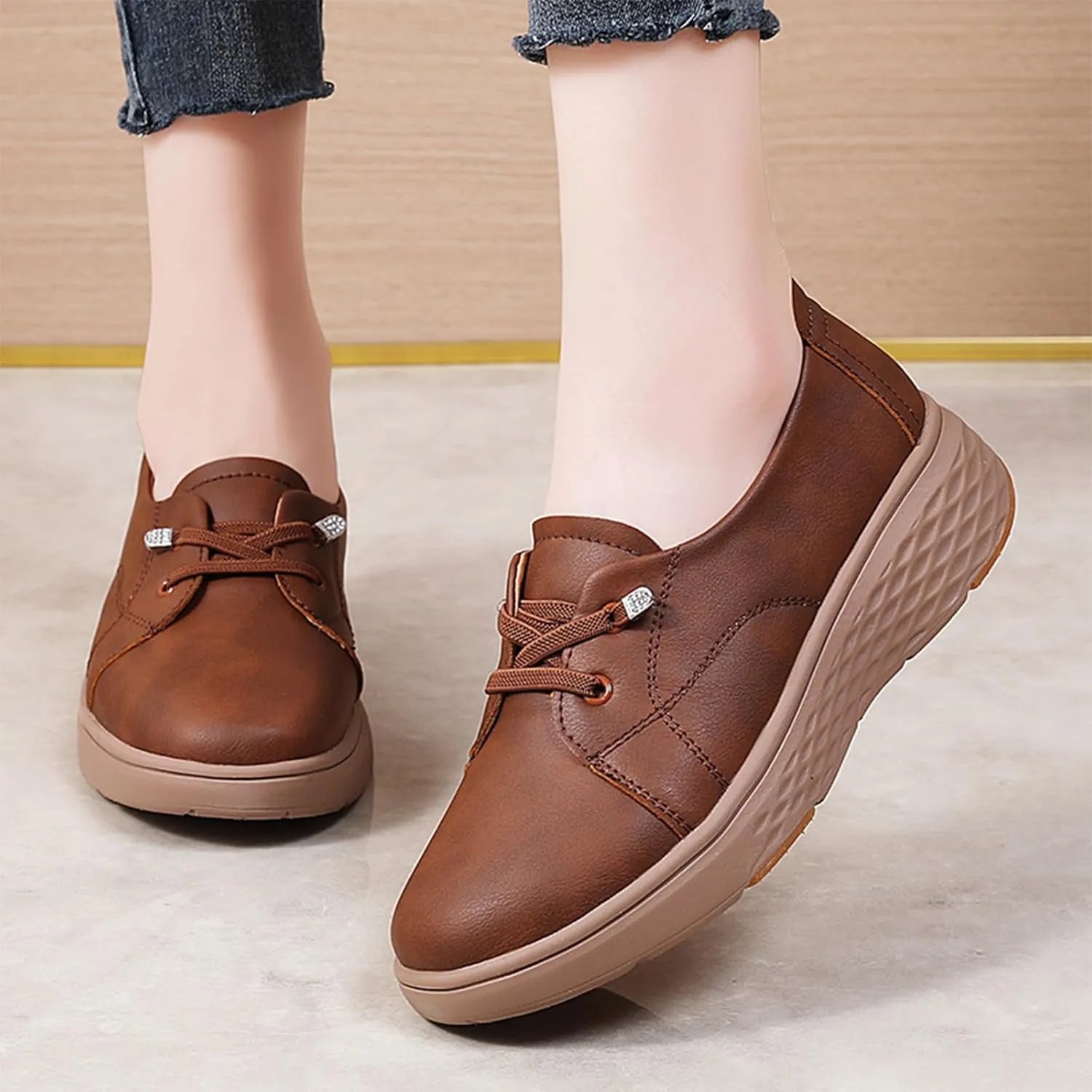 Women's Leather Platform Casual Walking Shoes Comfortable Round Toe Slip On Lightweight Non Slip Sneakers for Walking Workout Driving Loafers